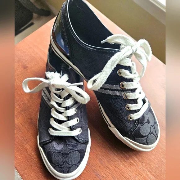 Coach "Folly" Black White Signature Jacquard/Patent Black Leather Sneakers-8M - Picture 1 of 9